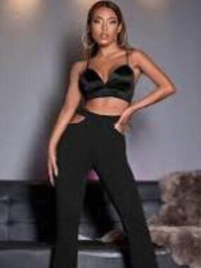 R2 Sexy naked hips super soft & stretchy bell bottom leggings by Shein